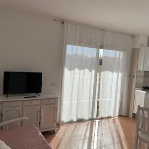 Estudio Algas , Los Abrigos Spagna
